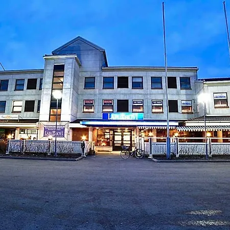 Lapuahovi 3*