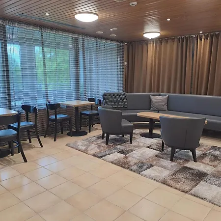 & Restaurant Lapuahovi Otel