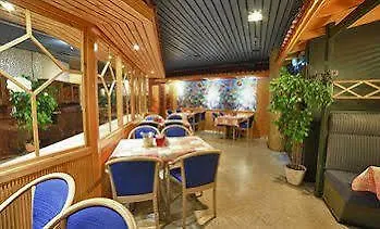 & Restaurant Lapuahovi Lapua